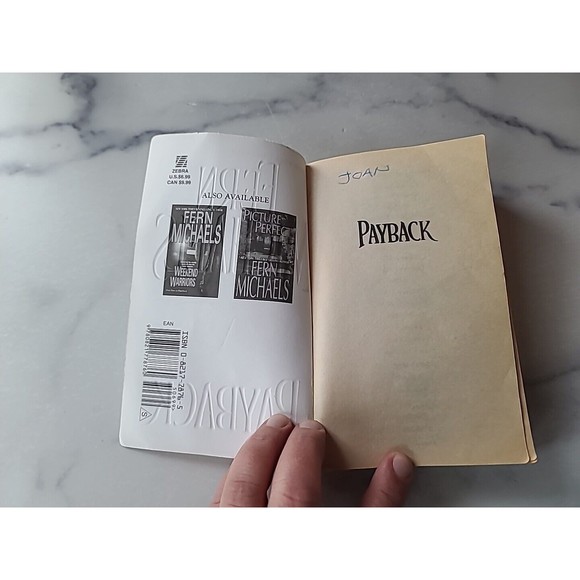 The Sisterhood Ser.: Payback by Fern Michaels (2005, UK- A Format Paperback) - Picture 2 of 10